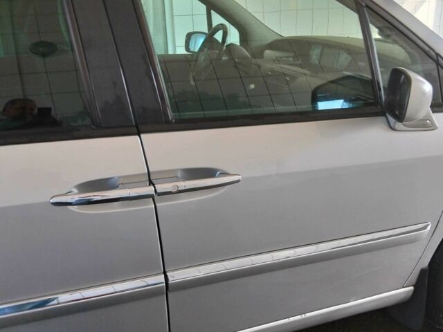 Сірий Пежо 807, об'ємом двигуна 2 л та пробігом 279 тис. км за 6100 $, фото 12 на Automoto.ua