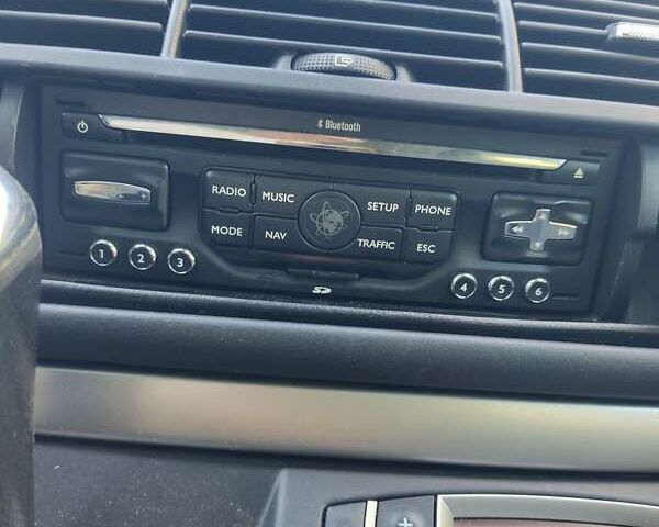 Серый Пежо 807, объемом двигателя 2 л и пробегом 271 тыс. км за 6000 $, фото 21 на Automoto.ua