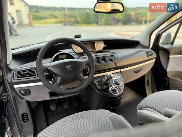 Серый Пежо 807, объемом двигателя 2 л и пробегом 195 тыс. км за 7250 $, фото 59 на Automoto.ua