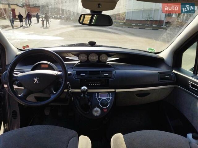 Серый Пежо 807, объемом двигателя 2 л и пробегом 259 тыс. км за 7000 $, фото 16 на Automoto.ua