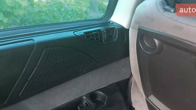 Серый Пежо 807, объемом двигателя 2 л и пробегом 265 тыс. км за 9000 $, фото 21 на Automoto.ua