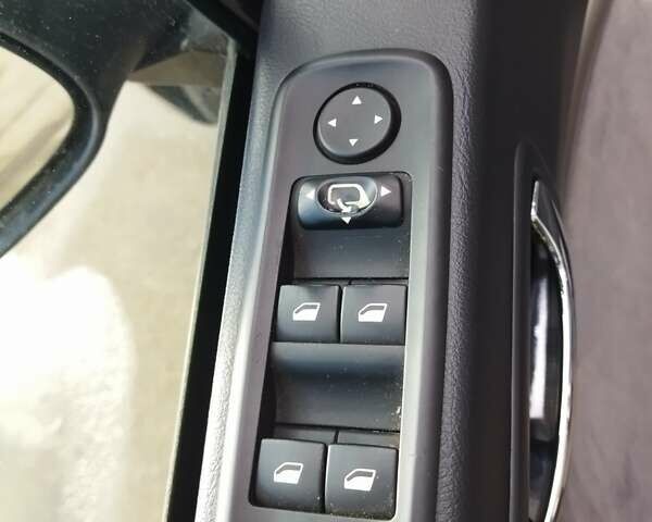 Серый Пежо 807, объемом двигателя 2 л и пробегом 259 тыс. км за 7000 $, фото 29 на Automoto.ua