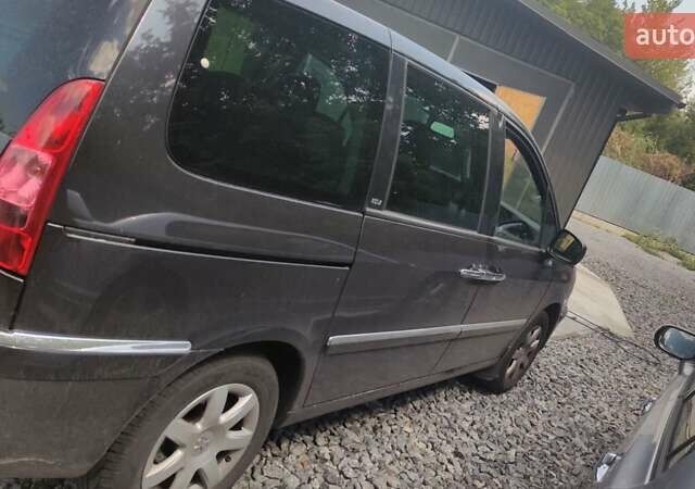Серый Пежо 807, объемом двигателя 2 л и пробегом 194 тыс. км за 8700 $, фото 6 на Automoto.ua