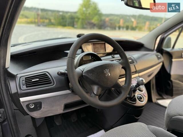 Серый Пежо 807, объемом двигателя 2 л и пробегом 195 тыс. км за 7250 $, фото 39 на Automoto.ua