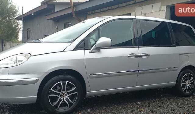 Сірий Пежо 807, об'ємом двигуна 2 л та пробігом 195 тис. км за 6900 $, фото 2 на Automoto.ua