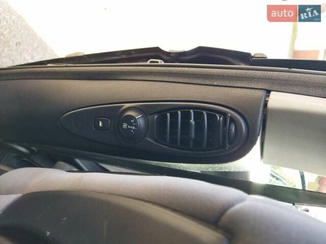 Серый Пежо 807, объемом двигателя 2 л и пробегом 259 тыс. км за 7000 $, фото 19 на Automoto.ua