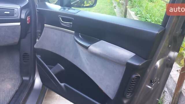 Серый Пежо 807, объемом двигателя 2 л и пробегом 265 тыс. км за 9000 $, фото 20 на Automoto.ua