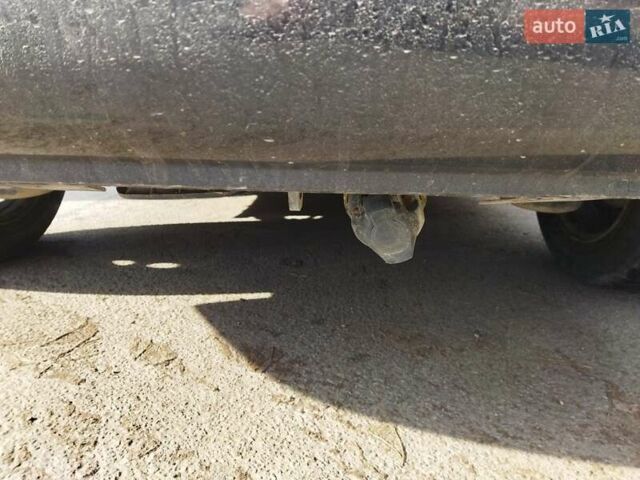 Серый Пежо 807, объемом двигателя 2 л и пробегом 259 тыс. км за 7000 $, фото 35 на Automoto.ua