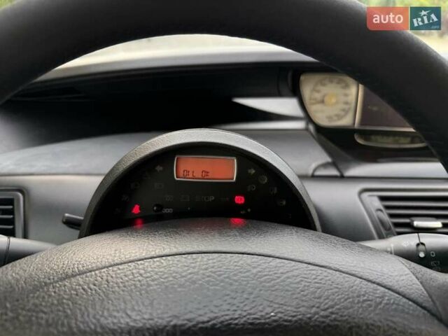 Серый Пежо 807, объемом двигателя 2 л и пробегом 195 тыс. км за 7250 $, фото 41 на Automoto.ua