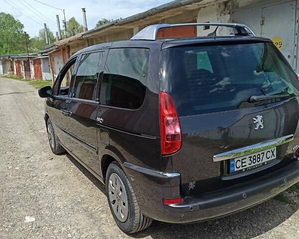Серый Пежо 807, объемом двигателя 2 л и пробегом 183 тыс. км за 8950 $, фото 3 на Automoto.ua