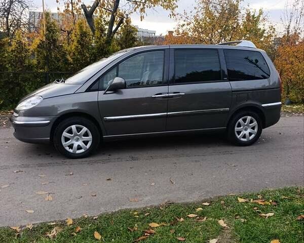 Сірий Пежо 807, об'ємом двигуна 2 л та пробігом 240 тис. км за 8900 $, фото 8 на Automoto.ua
