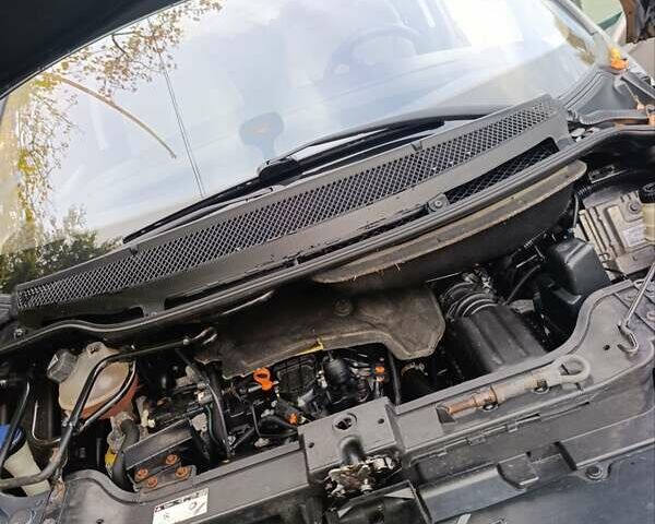 Сірий Пежо 807, об'ємом двигуна 2 л та пробігом 240 тис. км за 8900 $, фото 40 на Automoto.ua