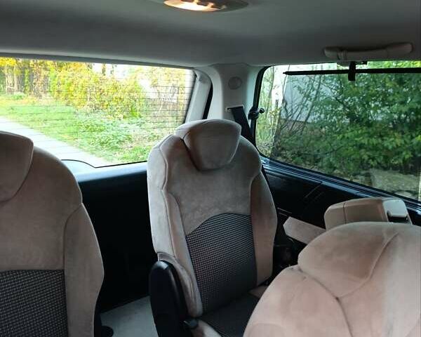 Сірий Пежо 807, об'ємом двигуна 2 л та пробігом 240 тис. км за 8900 $, фото 58 на Automoto.ua