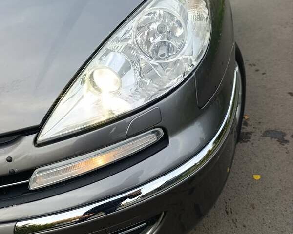 Сірий Пежо 807, об'ємом двигуна 2 л та пробігом 240 тис. км за 8900 $, фото 16 на Automoto.ua
