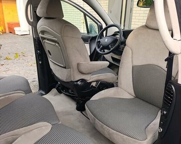 Сірий Пежо 807, об'ємом двигуна 2 л та пробігом 240 тис. км за 8900 $, фото 83 на Automoto.ua