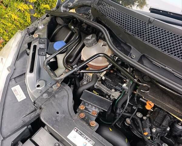 Сірий Пежо 807, об'ємом двигуна 2 л та пробігом 240 тис. км за 8900 $, фото 41 на Automoto.ua