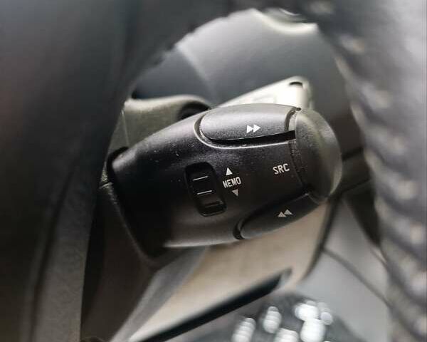 Сірий Пежо 807, об'ємом двигуна 2 л та пробігом 240 тис. км за 8900 $, фото 26 на Automoto.ua