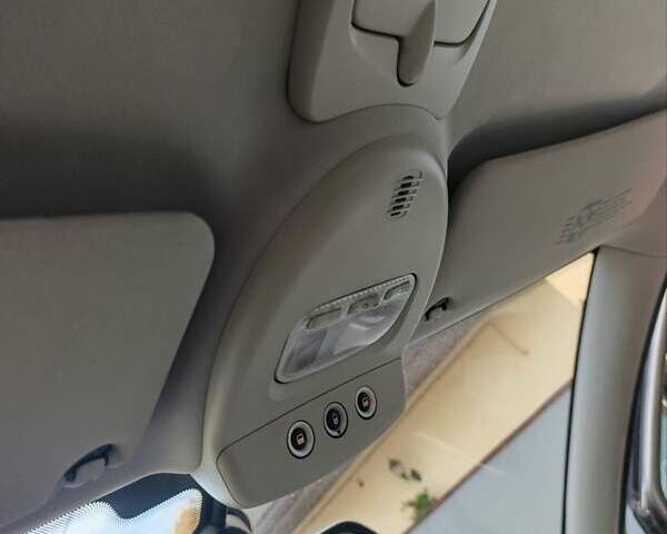 Сірий Пежо 807, об'ємом двигуна 2 л та пробігом 240 тис. км за 8900 $, фото 74 на Automoto.ua