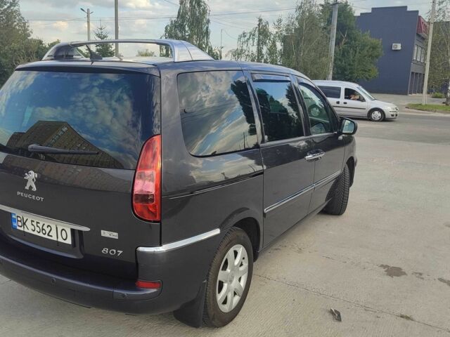 Серый Пежо 807, объемом двигателя 2 л и пробегом 300 тыс. км за 8383 $, фото 4 на Automoto.ua