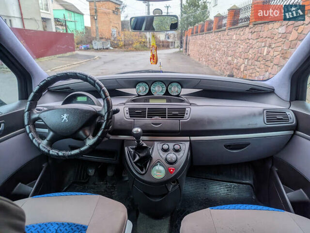 Синий Пежо 807, объемом двигателя 2 л и пробегом 303 тыс. км за 5300 $, фото 8 на Automoto.ua