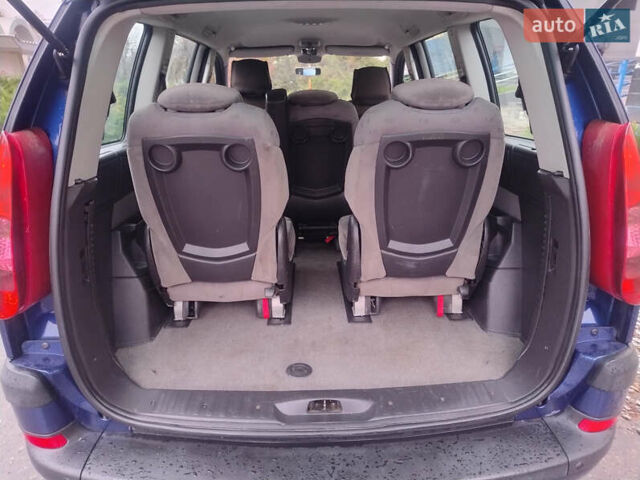 Синий Пежо 807, объемом двигателя 2 л и пробегом 303 тыс. км за 5300 $, фото 18 на Automoto.ua