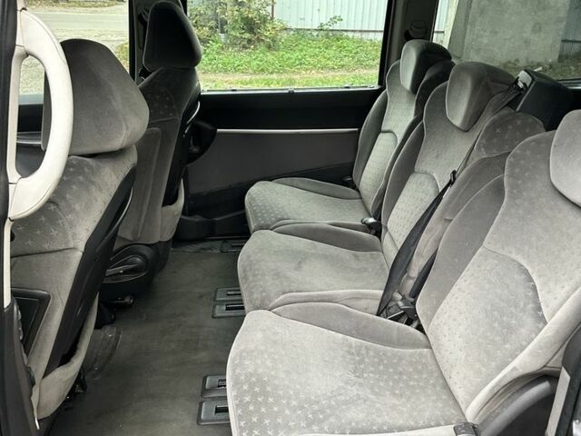 Зелений Пежо 807, об'ємом двигуна 2.2 л та пробігом 280 тис. км за 1899 $, фото 6 на Automoto.ua