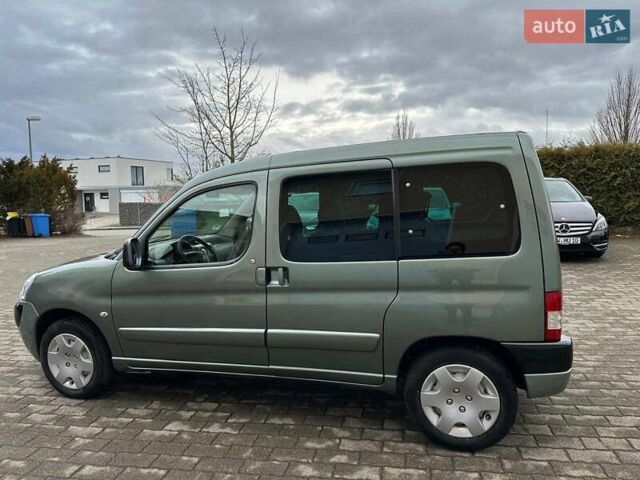 Зеленый Пежо 807, объемом двигателя 1.6 л и пробегом 137 тыс. км за 5000 $, фото 6 на Automoto.ua