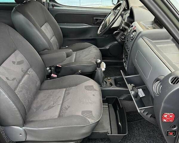 Зеленый Пежо 807, объемом двигателя 1.6 л и пробегом 137 тыс. км за 5000 $, фото 1 на Automoto.ua