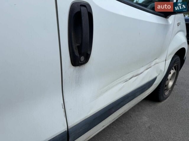 Білий Пежо Біппер вант.-пас., об'ємом двигуна 1.4 л та пробігом 430 тис. км за 2200 $, фото 12 на Automoto.ua