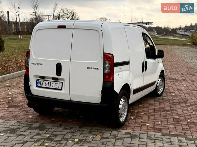 Белый Пежо Биппер груз.-пасс., объемом двигателя 1.25 л и пробегом 241 тыс. км за 3800 $, фото 10 на Automoto.ua
