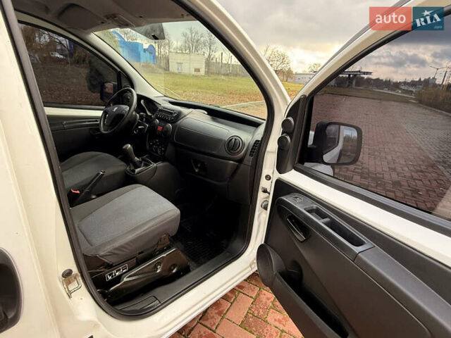 Белый Пежо Биппер груз.-пасс., объемом двигателя 1.25 л и пробегом 241 тыс. км за 3799 $, фото 31 на Automoto.ua