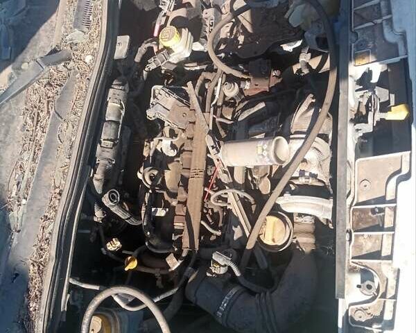 Білий Пежо Біппер вант.-пас., об'ємом двигуна 1.3 л та пробігом 200 тис. км за 2000 $, фото 5 на Automoto.ua