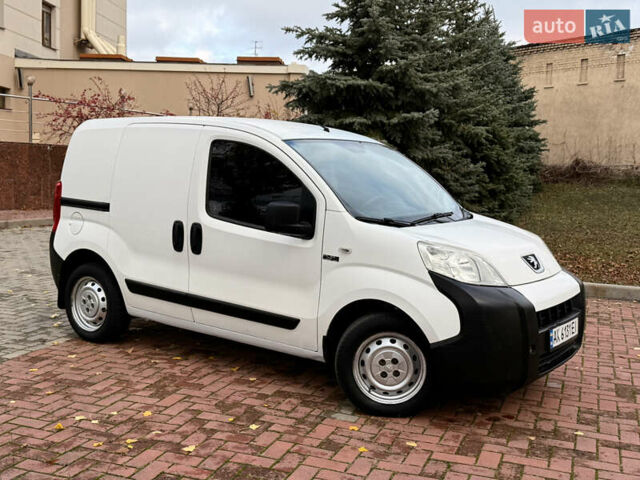 Белый Пежо Биппер груз.-пасс., объемом двигателя 1.25 л и пробегом 241 тыс. км за 3799 $, фото 3 на Automoto.ua