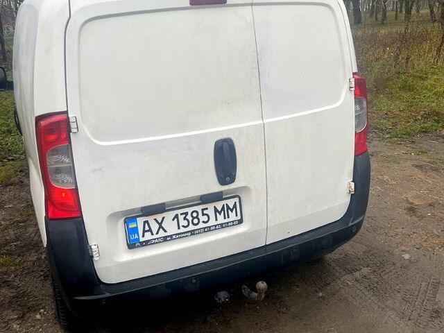 Білий Пежо Біппер вант.-пас., об'ємом двигуна 1.2 л та пробігом 120 тис. км за 4600 $, фото 4 на Automoto.ua