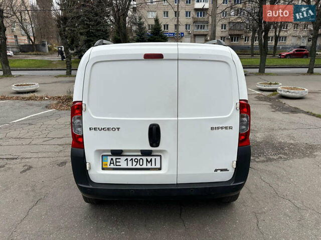 Білий Пежо Біппер вант.-пас., об'ємом двигуна 1.4 л та пробігом 270 тис. км за 3999 $, фото 3 на Automoto.ua