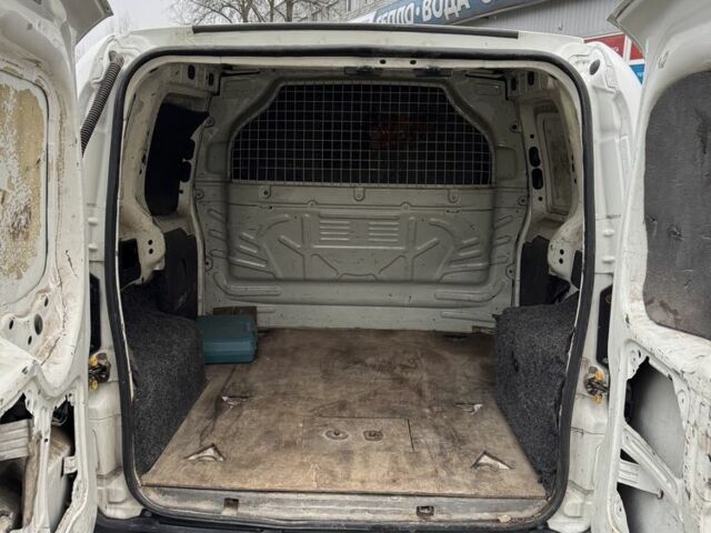 Білий Пежо Біппер вант.-пас., об'ємом двигуна 1.4 л та пробігом 220 тис. км за 2900 $, фото 5 на Automoto.ua