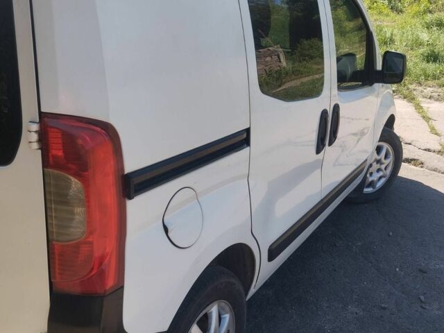 Белый Пежо Биппер груз.-пасс., объемом двигателя 0 л и пробегом 169 тыс. км за 5000 $, фото 5 на Automoto.ua