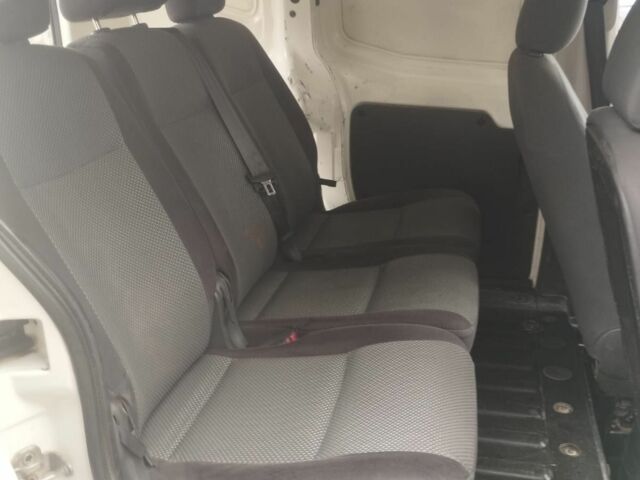 Пежо Биппер груз.-пасс. 2012 в Запорожье на Automoto.ua Белый Пежо Биппер груз.-пасс., объемом двигателя 1.2 л и пробегом 291 тыс. км за 6199 $, фото 4 на Automoto.ua