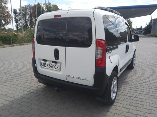 Пежо Биппер груз.-пасс. 2009 в Тульчине на Automoto.ua Белый Пежо Биппер груз.-пасс., объемом двигателя 1.4 л и пробегом 232 тыс. км за 4900 $, фото 6 на Automoto.ua