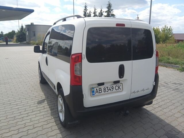 Пежо Биппер груз.-пасс. 2009 в Тульчине на Automoto.ua Белый Пежо Биппер груз.-пасс., объемом двигателя 1.4 л и пробегом 232 тыс. км за 4900 $, фото 3 на Automoto.ua