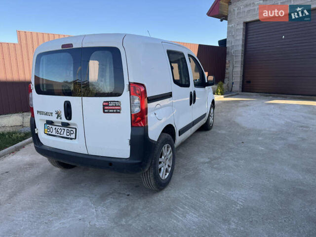 Белый Пежо Биппер груз.-пасс., объемом двигателя 1.4 л и пробегом 308 тыс. км за 2350 $, фото 3 на Automoto.ua