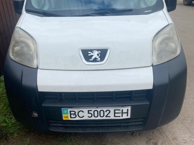 Белый Пежо Биппер груз.-пасс., объемом двигателя 1.4 л и пробегом 250 тыс. км за 4000 $, фото 1 на Automoto.ua