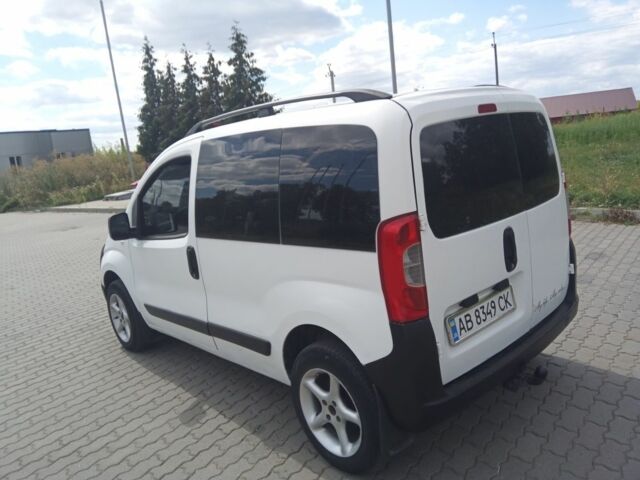Пежо Биппер груз.-пасс. 2009 в Тульчине на Automoto.ua Белый Пежо Биппер груз.-пасс., объемом двигателя 1.4 л и пробегом 232 тыс. км за 4900 $, фото 4 на Automoto.ua