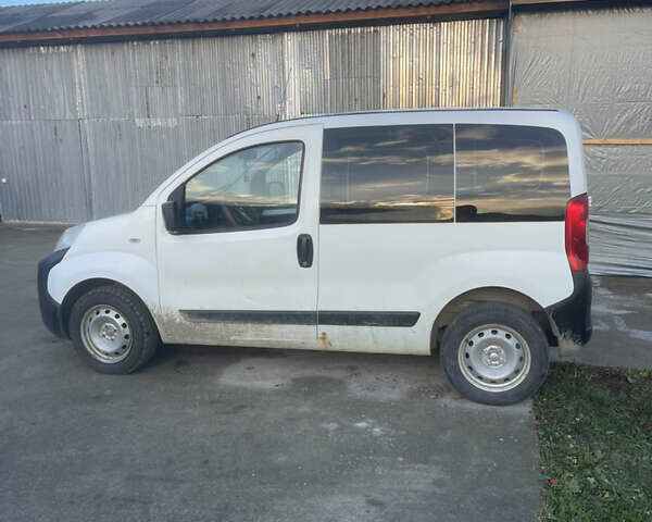 Білий Пежо Біппер вант.-пас., об'ємом двигуна 1.4 л та пробігом 240 тис. км за 3100 $, фото 4 на Automoto.ua