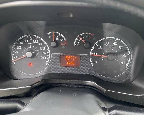 Білий Пежо Біппер вант.-пас., об'ємом двигуна 1.4 л та пробігом 306 тис. км за 4300 $, фото 18 на Automoto.ua