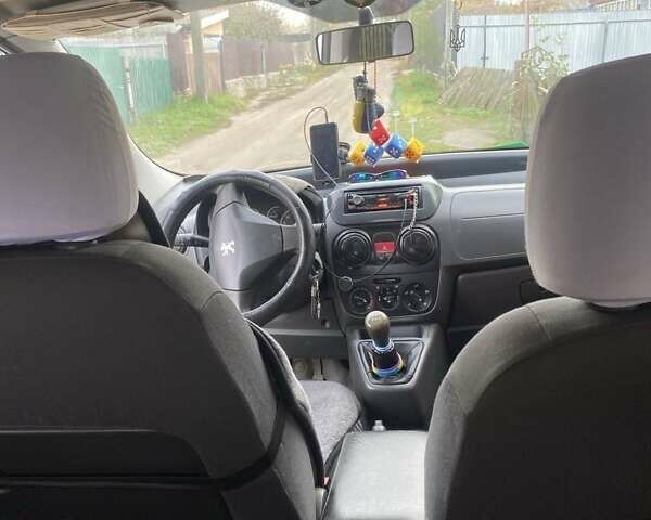 Білий Пежо Біппер вант.-пас., об'ємом двигуна 1.4 л та пробігом 306 тис. км за 4300 $, фото 17 на Automoto.ua