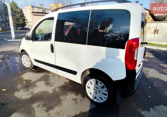 Белый Пежо Биппер груз.-пасс., объемом двигателя 1.2 л и пробегом 121 тыс. км за 5500 $, фото 5 на Automoto.ua