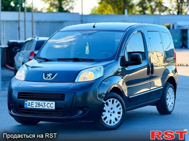 Черный Пежо Биппер груз.-пасс., объемом двигателя 1.2 л и пробегом 180 тыс. км за 5800 $, фото 1 на Automoto.ua