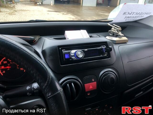 Чорний Пежо Біппер вант.-пас., об'ємом двигуна 1.2 л та пробігом 201 тис. км за 5500 $, фото 8 на Automoto.ua