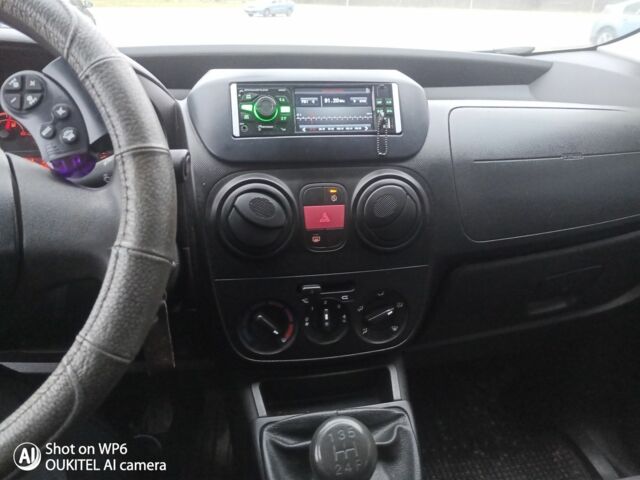 Черный Пежо Биппер груз.-пасс., объемом двигателя 1.2 л и пробегом 5 тыс. км за 5700 $, фото 3 на Automoto.ua